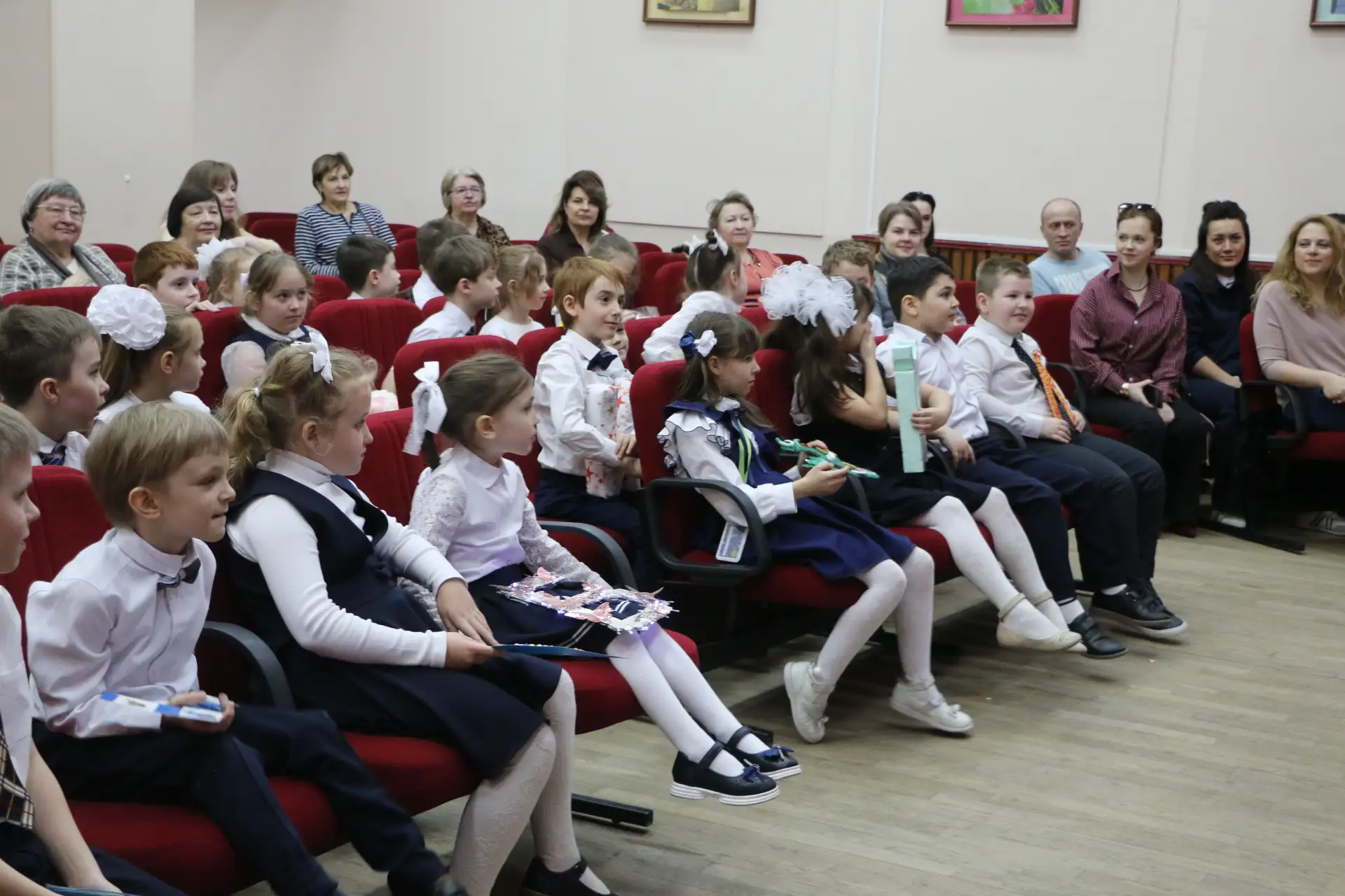 📚 Праздник Азбуки в 1 классе  В 1 классе прошёл праздничный концерт, посвящённый окончанию изучения 