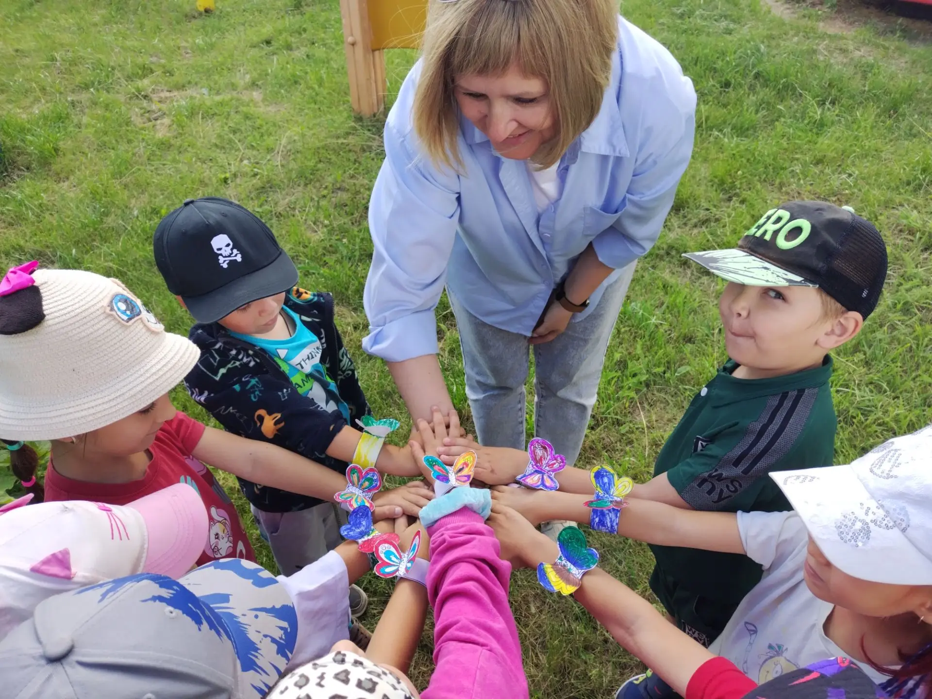 🌷🦆"Мы друзья природы"🦆🌷
15 июля сотрудник Нижегородской сельской библиотеки пригласила ребят д/с