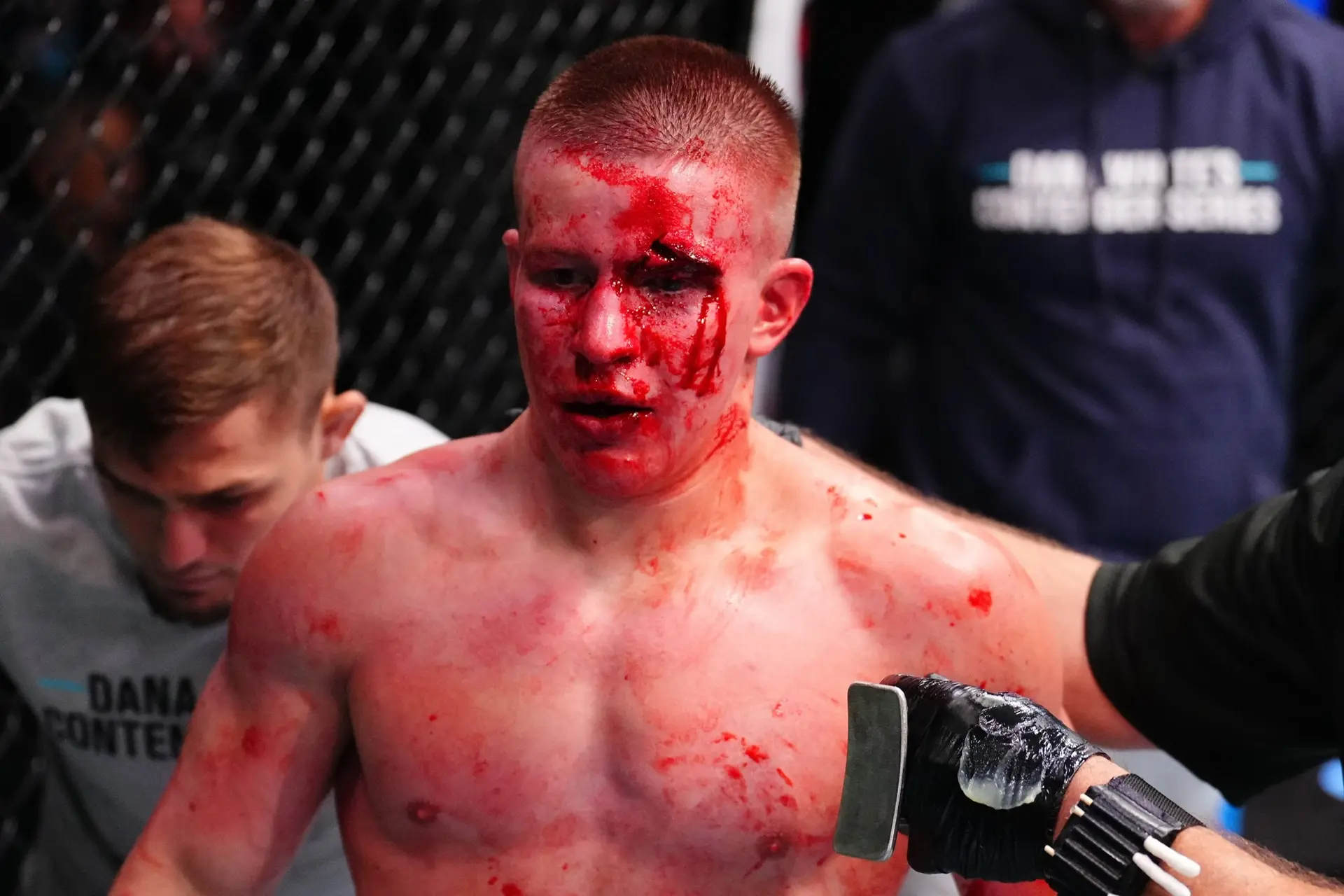 Петрозаводчанин проведёт первый бой в UFC  В ночь с 18 на 19 апреля 2026 года на турнире UFC Fight N