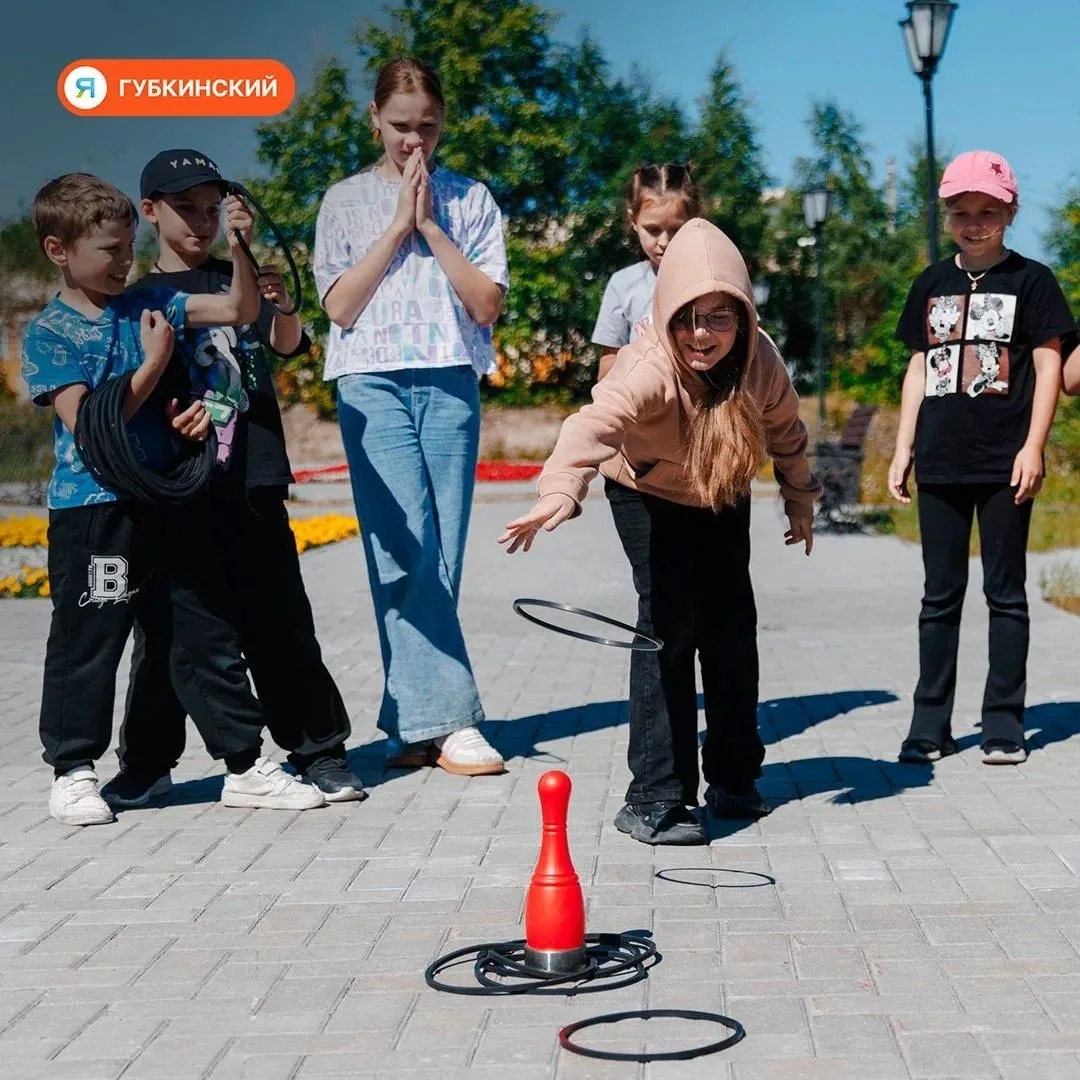 Губкинские школьники проводили лето ярко!