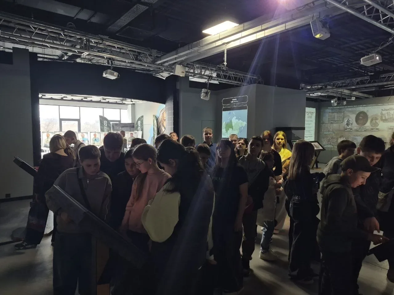 ⚡Юные макеевчане совершили познавательную поездку в рамках каникулярной программы ⚡  📍В благоприятны