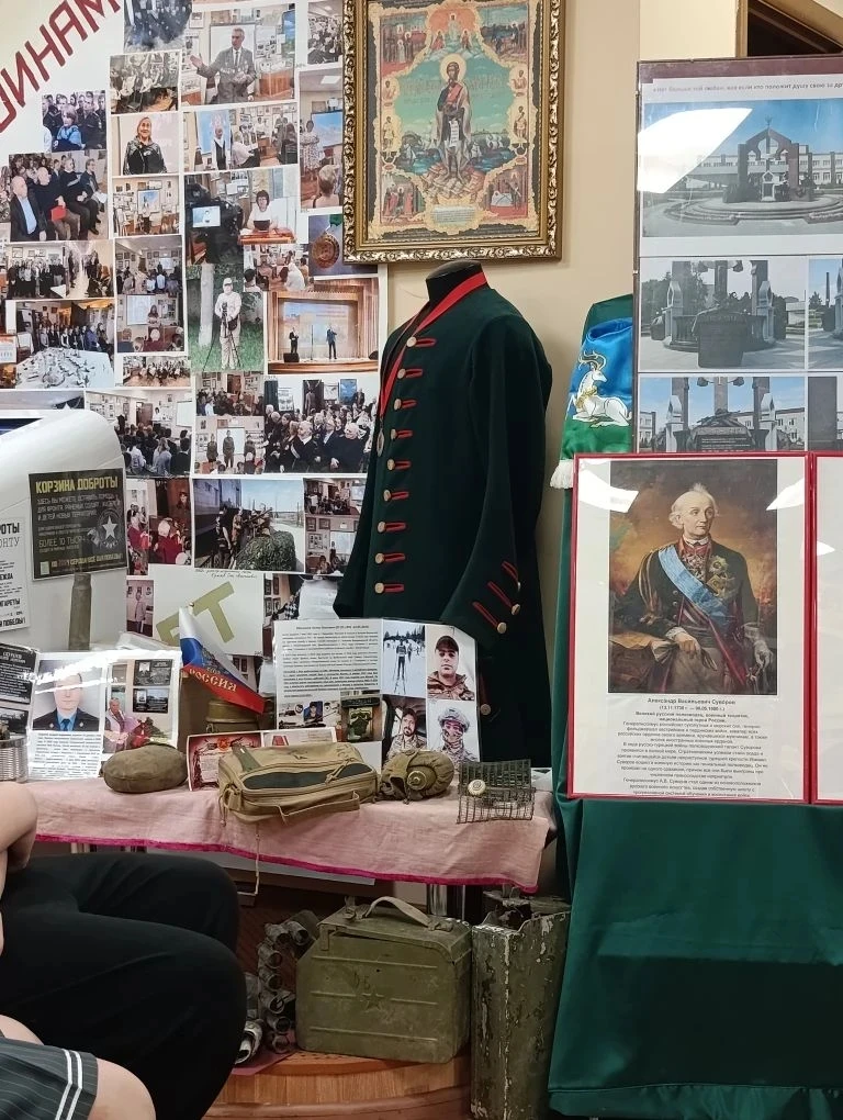 Продолжаем идти Дорогами Победы!  🎗️Сегодня 5 «З» класс, вместе с классным руководителем Зайцевой А.