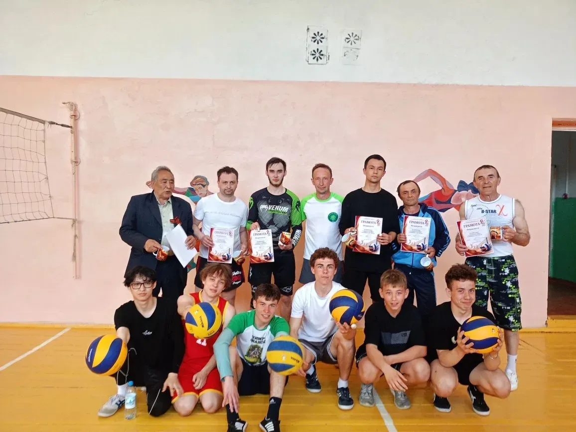 🏐В Красном Знамени состоялся турнир по волейболу, посвящённый Дню Победы. Спортивное м...