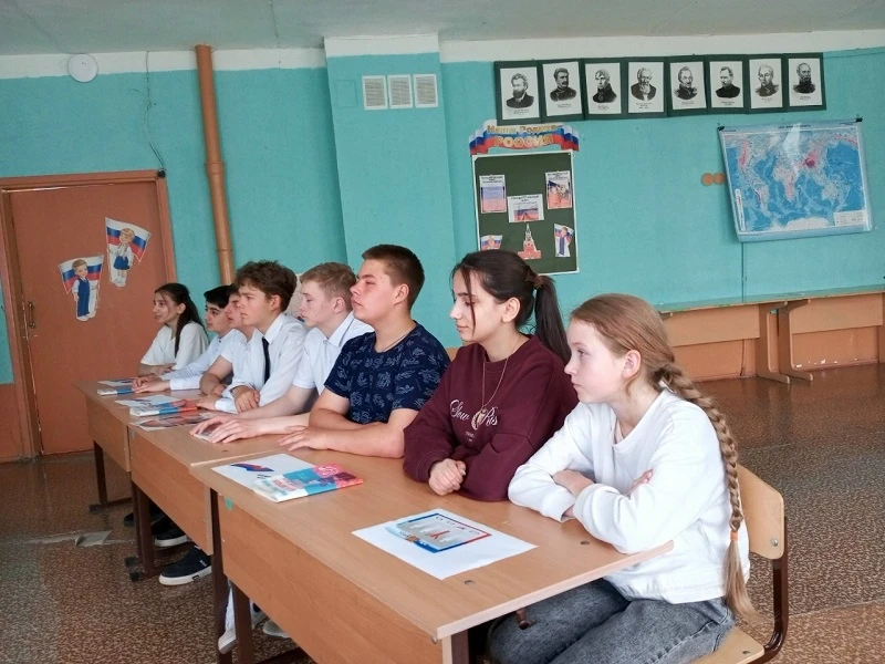 💥Познавательный урок «Правовая академия» был посвящен основам правовой грамотности.

Ребята обсужда