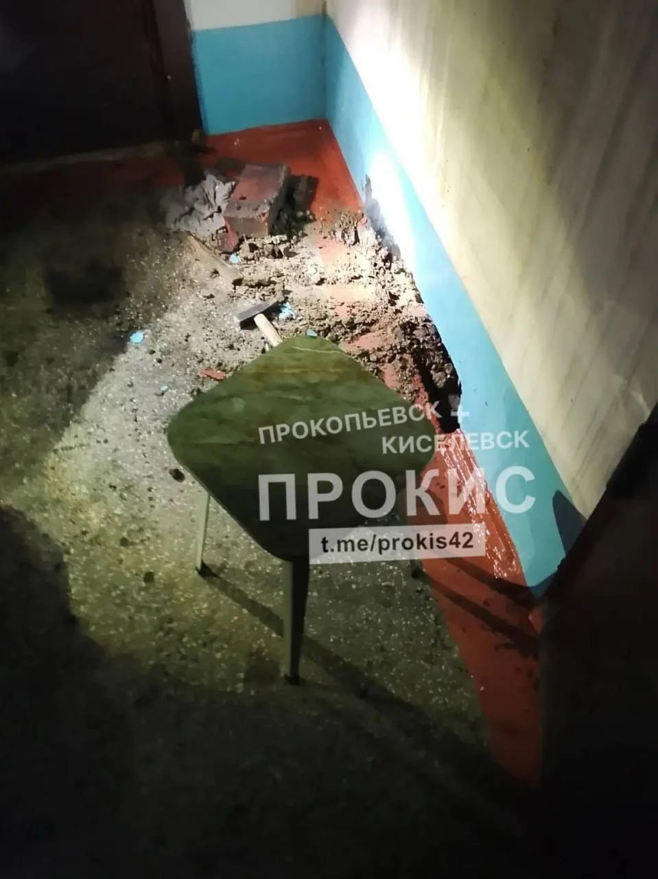 Крыша, после ремонта, продолжает протекать прямо на проводку