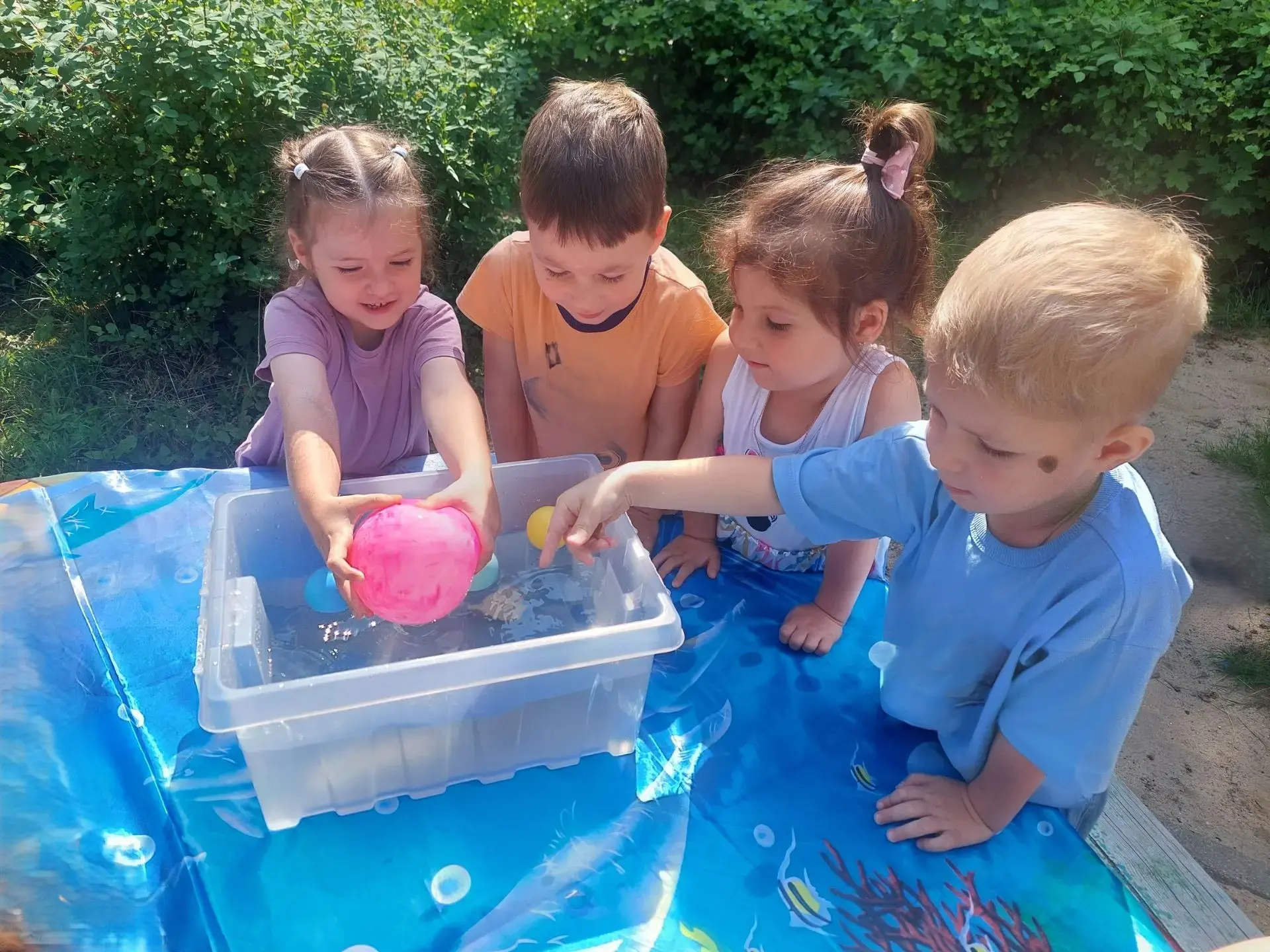 Тематическая неделя воды 🌊💧

В рамках летней программы в дошкольном отделении нашей гимназии прошл