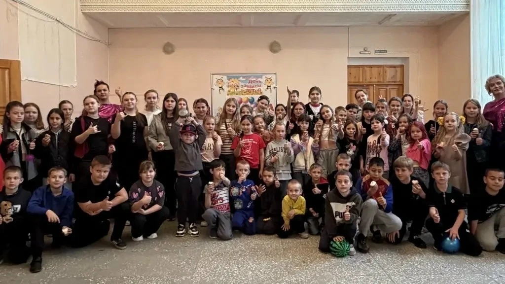 Сегодня, 1 июня, в Международный день защиты детей, распахнул свои двери пришкольный оз...