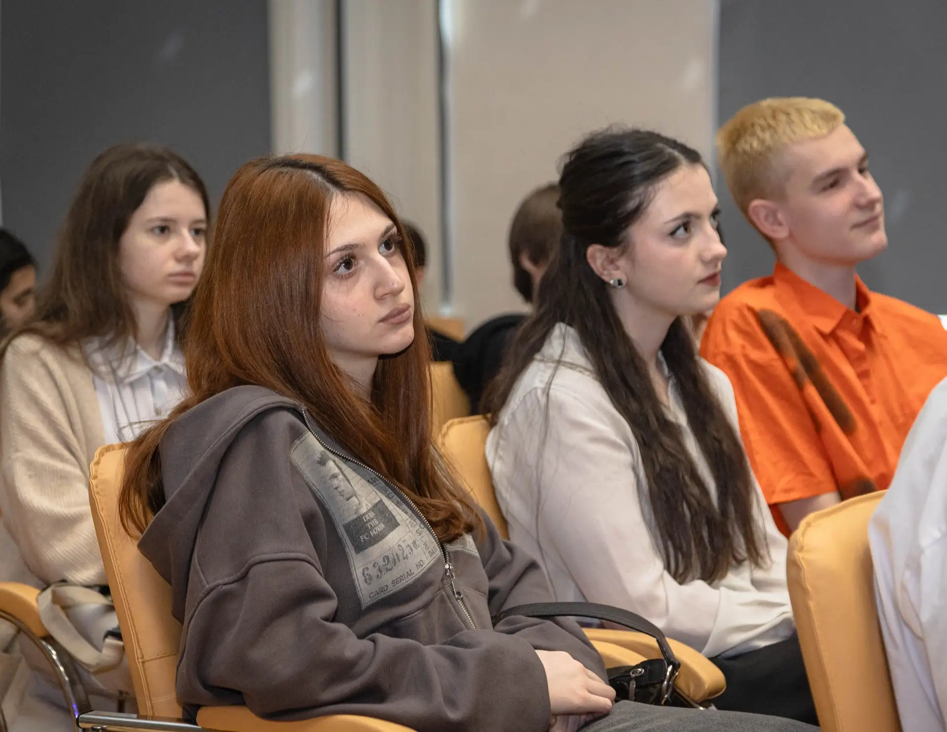 Мы всегда рады видеть в стенах школы наших выпускников и очень гордимся успехами ребят🫶  💫Для ученик