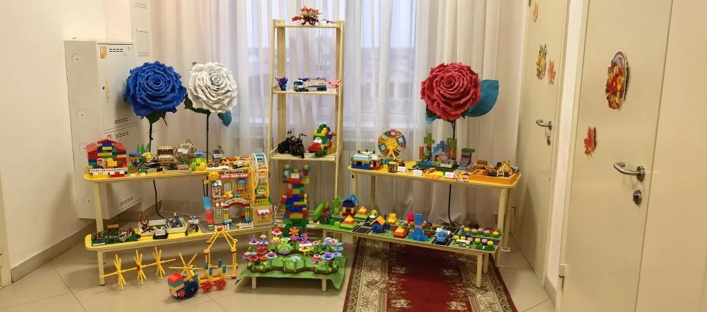 26 ноябрь көнне бакчабызда рус теле тәрбиячеләре киңәшмәсе узды. Ул "Балалар бакчасында сөйләм үсеше