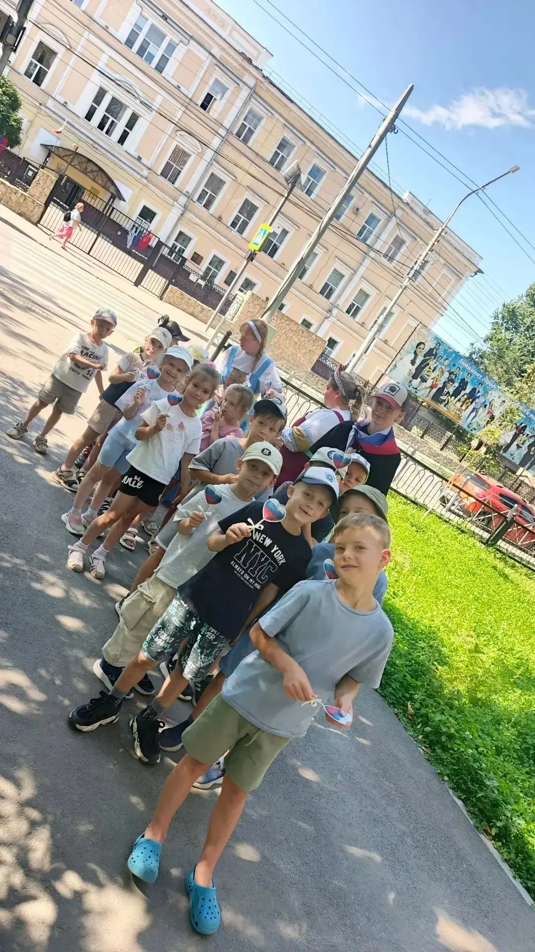 🇷🇺 В МДОУ "Детский сад №21" прошло тематическое мероприятие, направленное на воспитан...