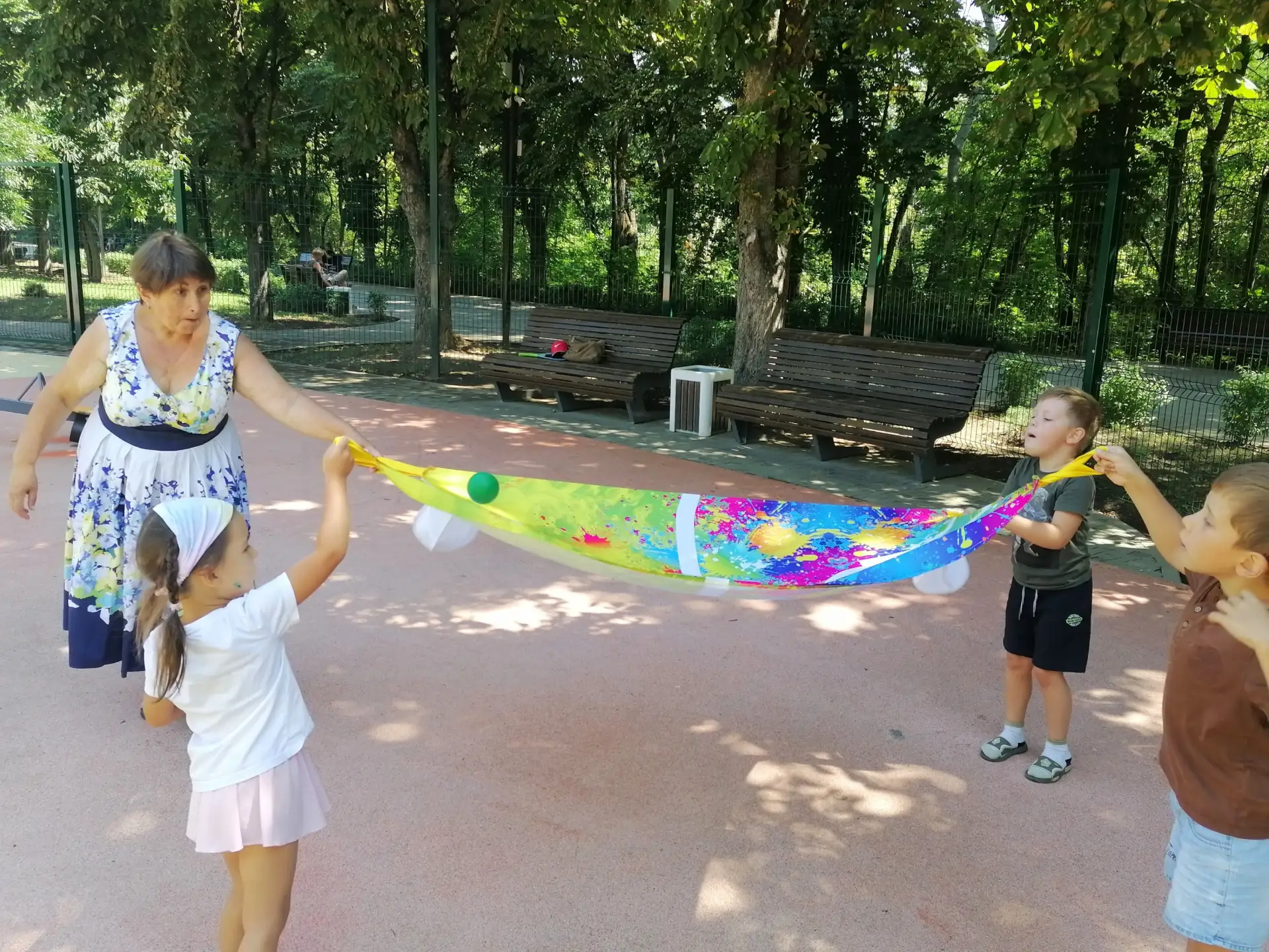28 июля на детской площадке Северского парка состоялась веселая игровая программа под н...