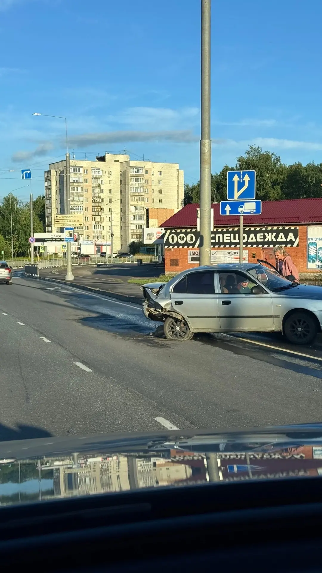 Жесткая авария на Чернореченском путепроводе случилась вчера вечером, на первый взгляд обошлось без 