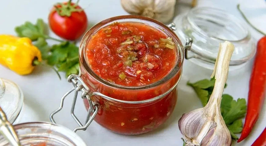 Быстрая домашняя аджика