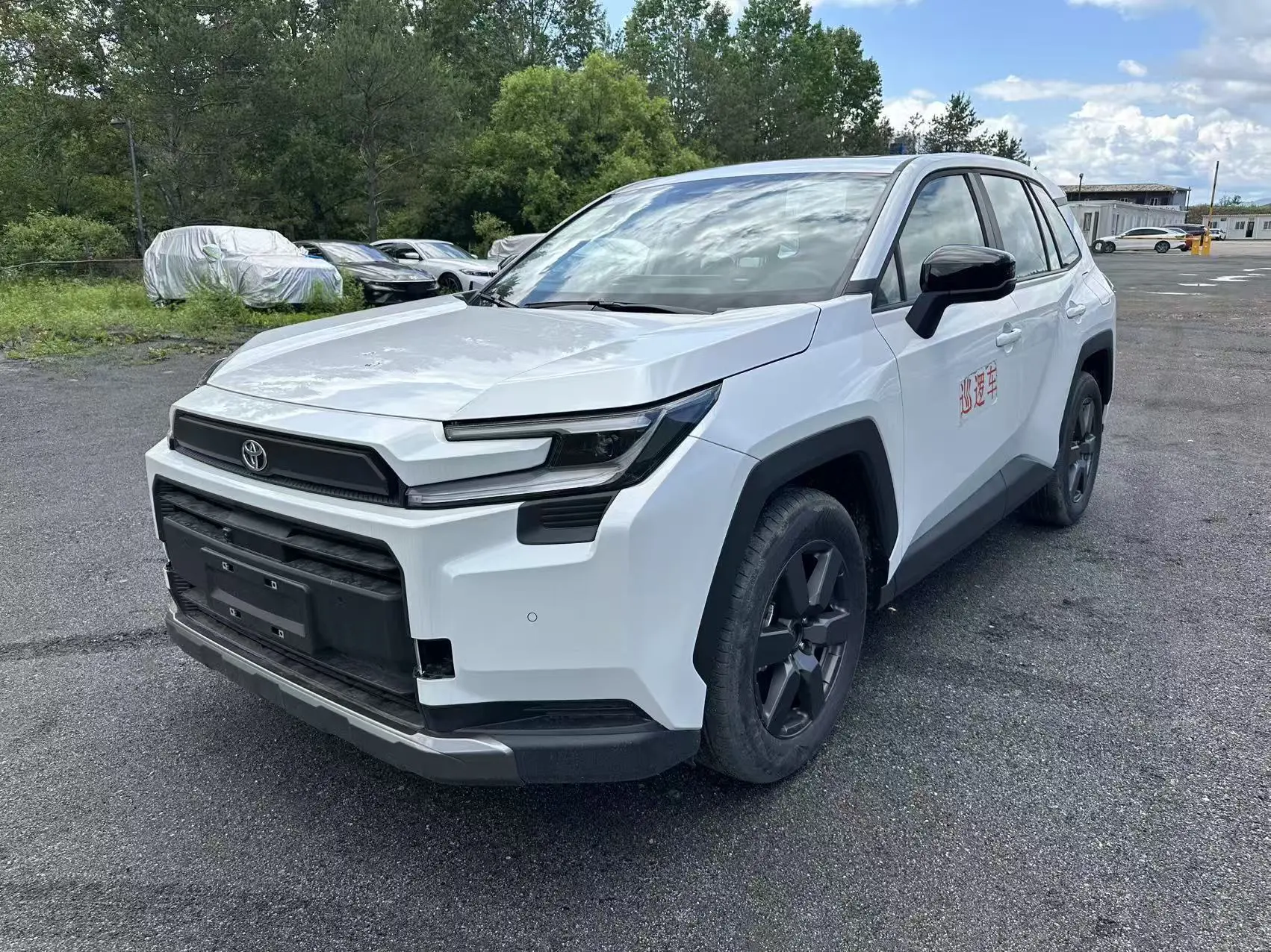 🔸 Заказать сейчас из Китая:

Марка: Toyota
Модель: RAV4 
Год: 2026.03
Руль: левый
Цвет: белый
Объем