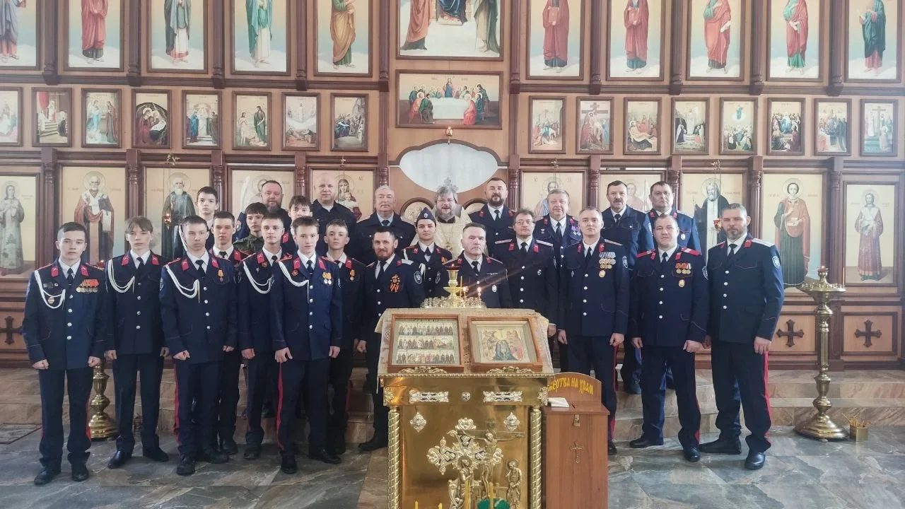 Кадеты ГБОУ "Самарский казачий кадетский корпус" и  Волжские казаки Волжское Войсковое ...