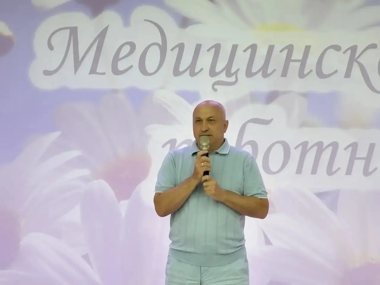 Сегодня состоялось праздничное мероприятие Азнакаевской центральной районной больницы, ...