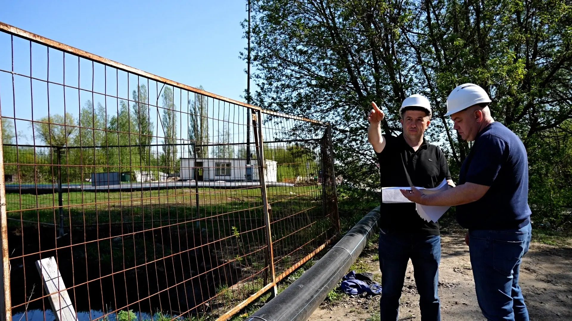 Более километра магистральных сетей водоотведения капитально отремонтируют на ул. Пермякова👷🏻  Подря