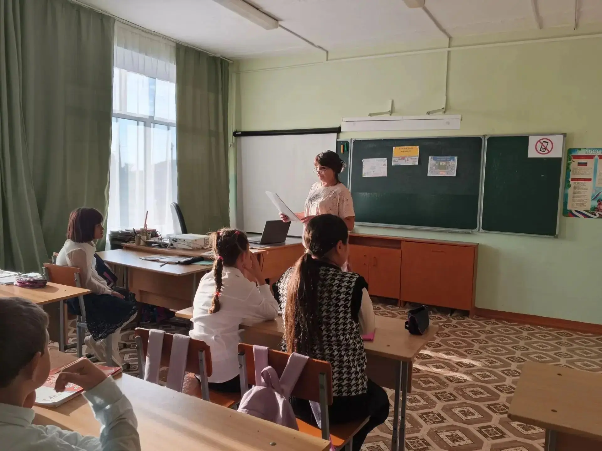 Неделя ПДД: от правил на дороге до героев в книгах