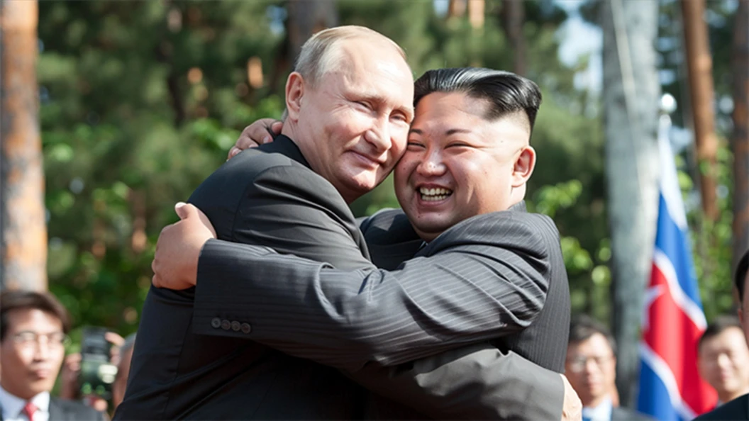 Не показываете Донни эту фотографию, а то  расстроится