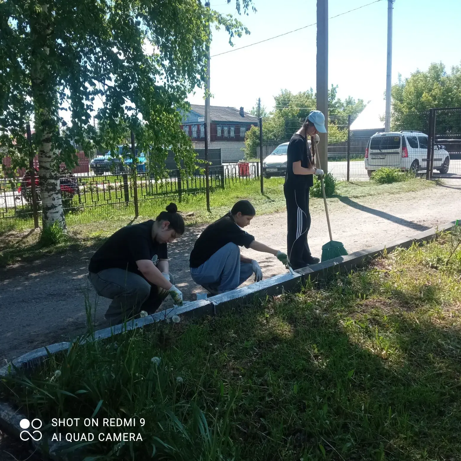 🌿 Третий день в трудовом лагере: учимся трудиться на благо школы