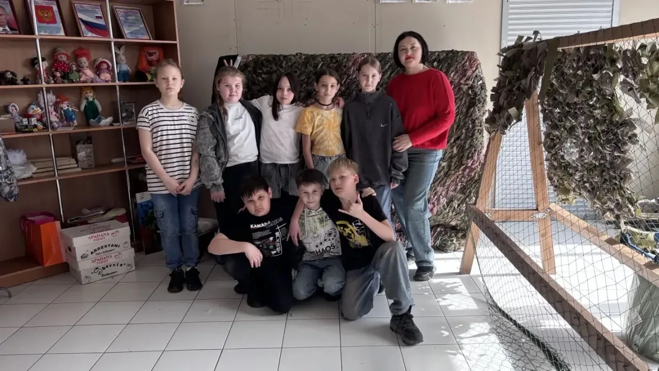 Нескучные каникулы 4А: мастер-класс по доброте и окопным свечам.  😎Пока одни школьники считают дни д