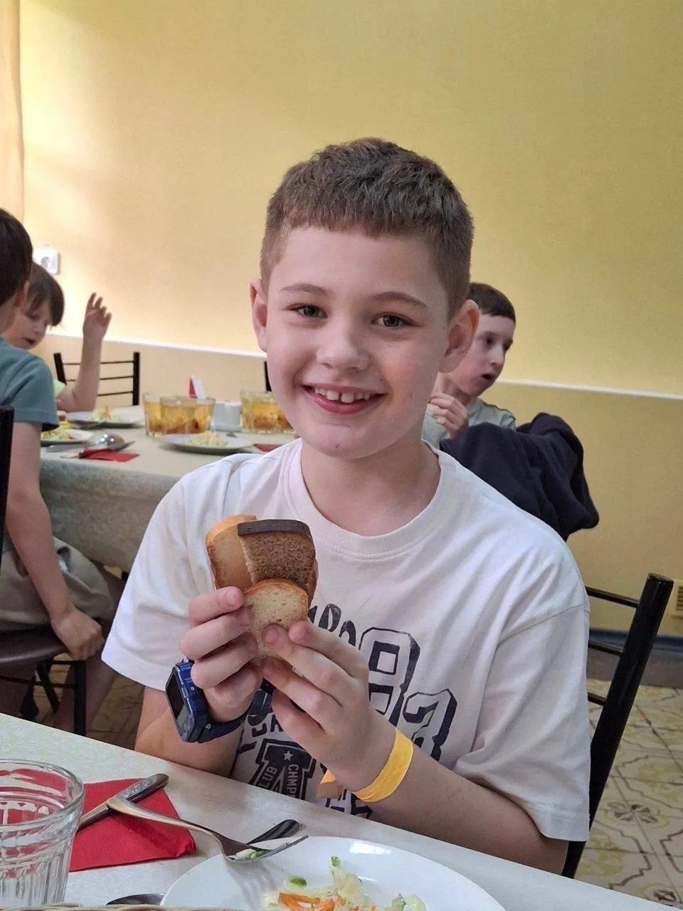 В каждом лагере есть свои легенды 🍞