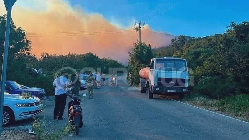 🔥 Площадь возгорания под Новороссийском выросла до гектара