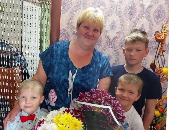 👪💕«СЕМЬЯ ГОДА 2026»: МНОГОДЕТНАЯ СЕМЬЯ КОПЧЁНОВЫХ ПОСТРОИЛА СВОЁ СЧАСТЬЕ ТРУДОМ И ЛЮБОВЬЮ💕👪

В Т