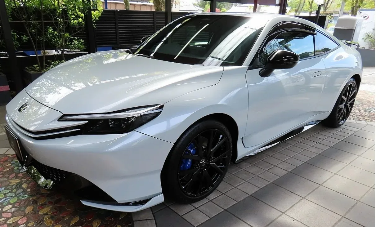 Honda Prelude 2.0 e:HEV

✔️ 2.0 л, бензин, параллельный гибрид
✔️ Комбинированная мощность - 229 л.с