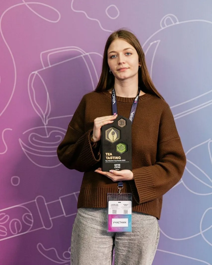 В прошлом году ребята из чайной студии «Облака» взяли первое место на чемпионате по мас...