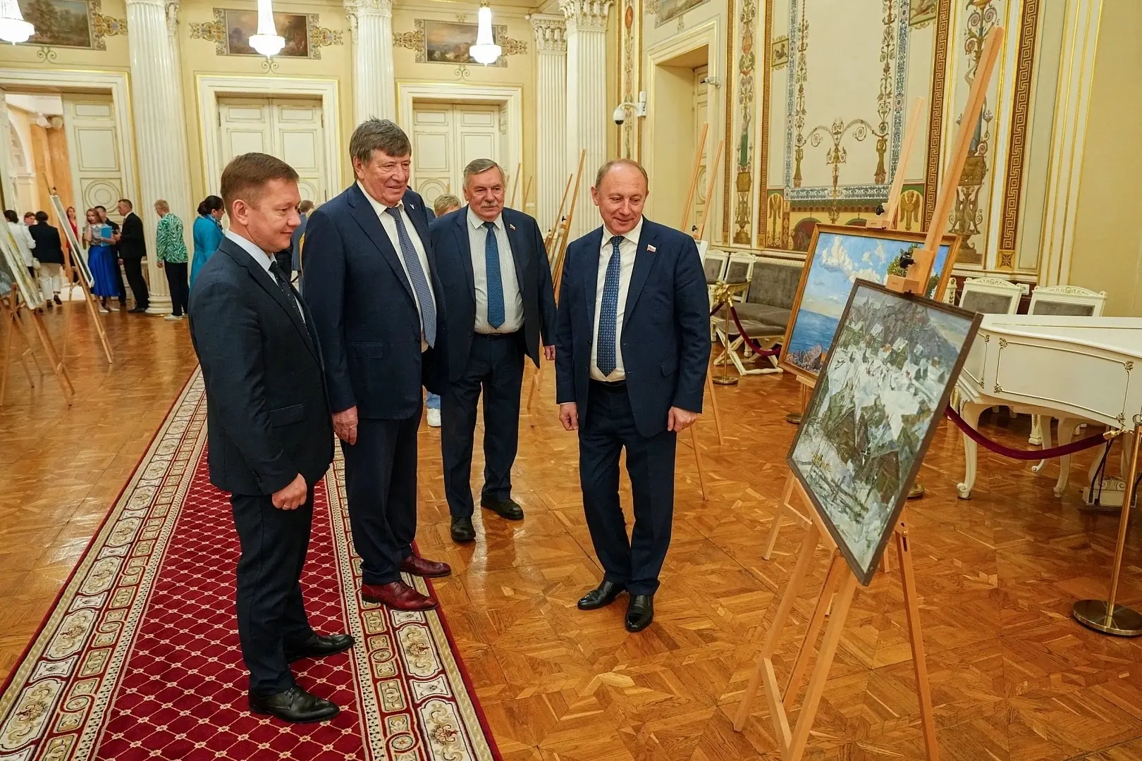 🇷🇺ПИТЕР - ДОНБАССУ!🤝

📆Сегодня, накануне Дня России, при участии представителей Министерства кул