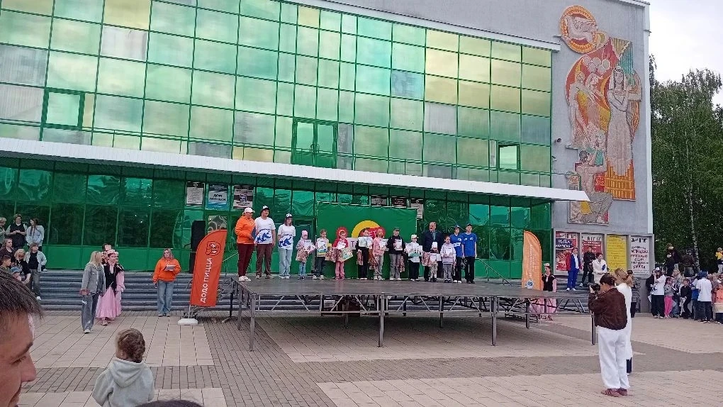 Конкурс "Дети рисуют страну"