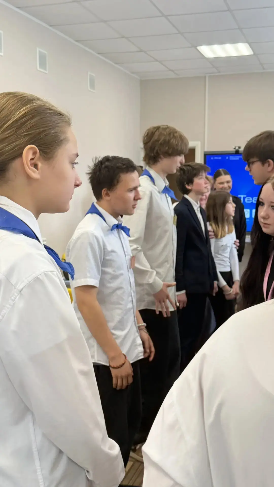 Сегодня проходил отборочный  этап открытого районного турнира  служб школьных медиаций Ломоносовског