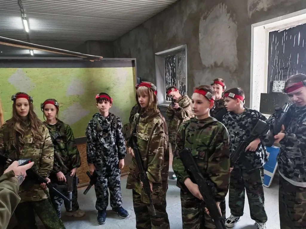 В преддверии долгожданных летних каникул ученики 5 «Д» класса решили отметить завершение учебного го