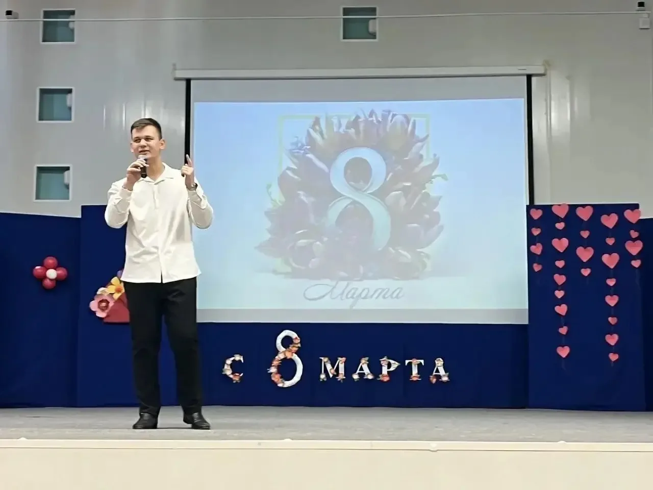 Поздравляем наш прекрасный женский коллектив!  В преддверии международного женского дня прошел празд