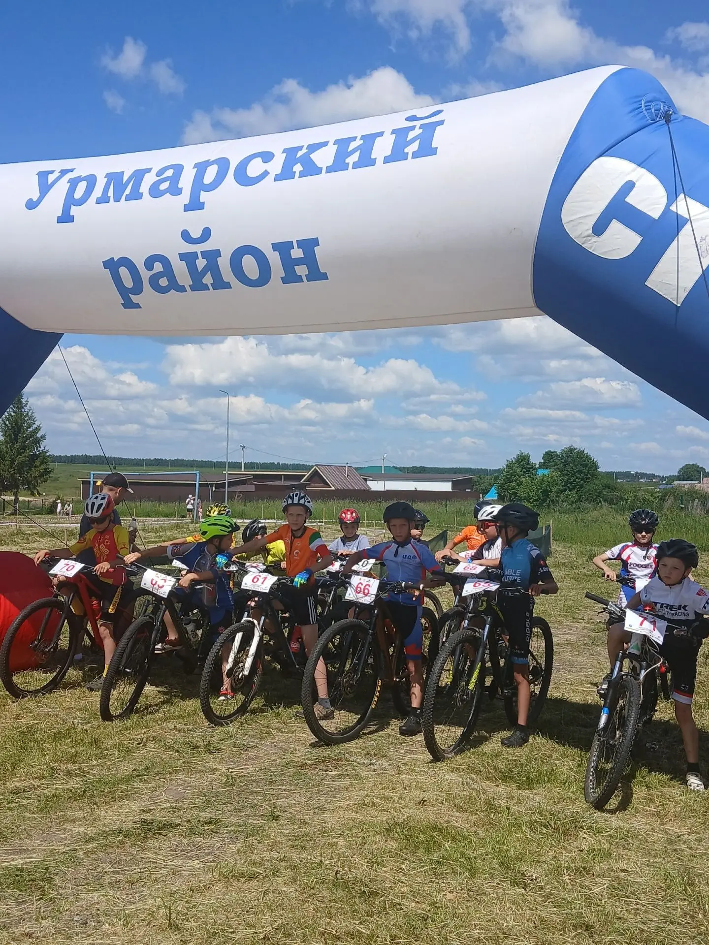 🚴‍♂Велогонка в с. Мусирмы🚴‍♂

✅12 июня в селе Мусирмы прошли XXVIII традиционные всероссийские сор