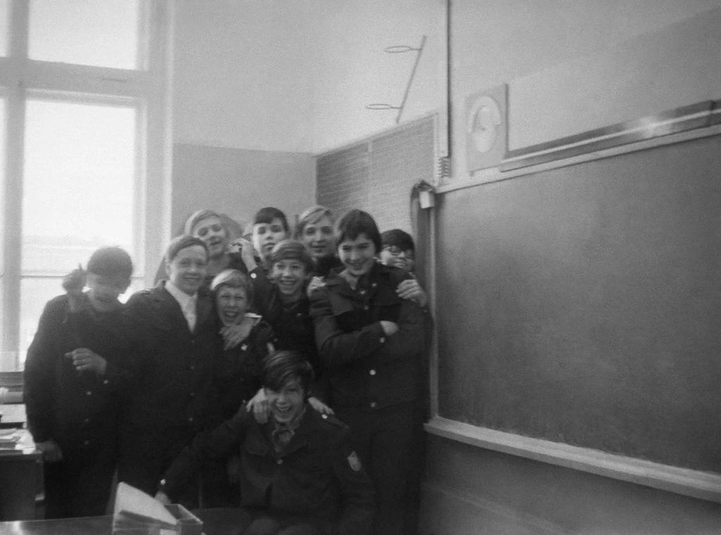История в дружеских фотоснимках

Фотографии московского школьника Вадима Баша, которые он сделал в 1