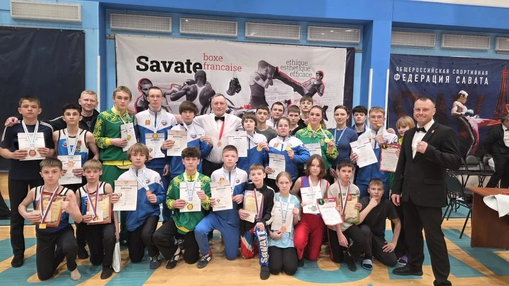 🥊 Золотой десант из Данкова покорил Северную столицу!