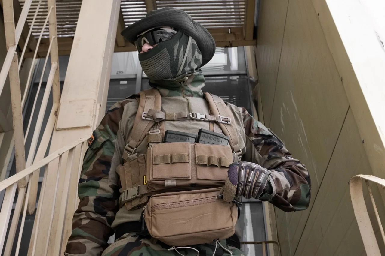 Разгрузочная система Micro Fight Chissis MK3 Chest Rig от EmersonGear (EM2961)

Конструкция разгрузо