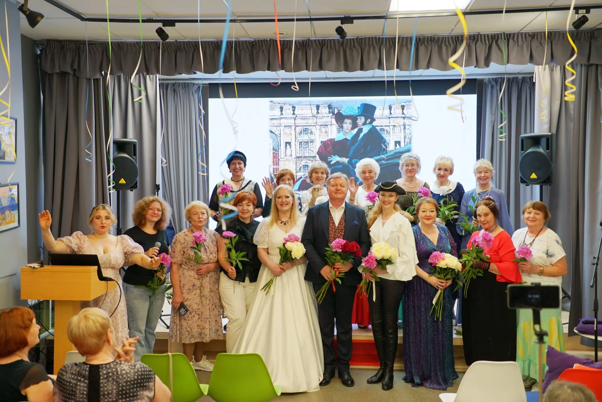 Сегодня, 11 июня, в Одинцовской библиотеке №1 состоялся литературно-поэтический вечер «...