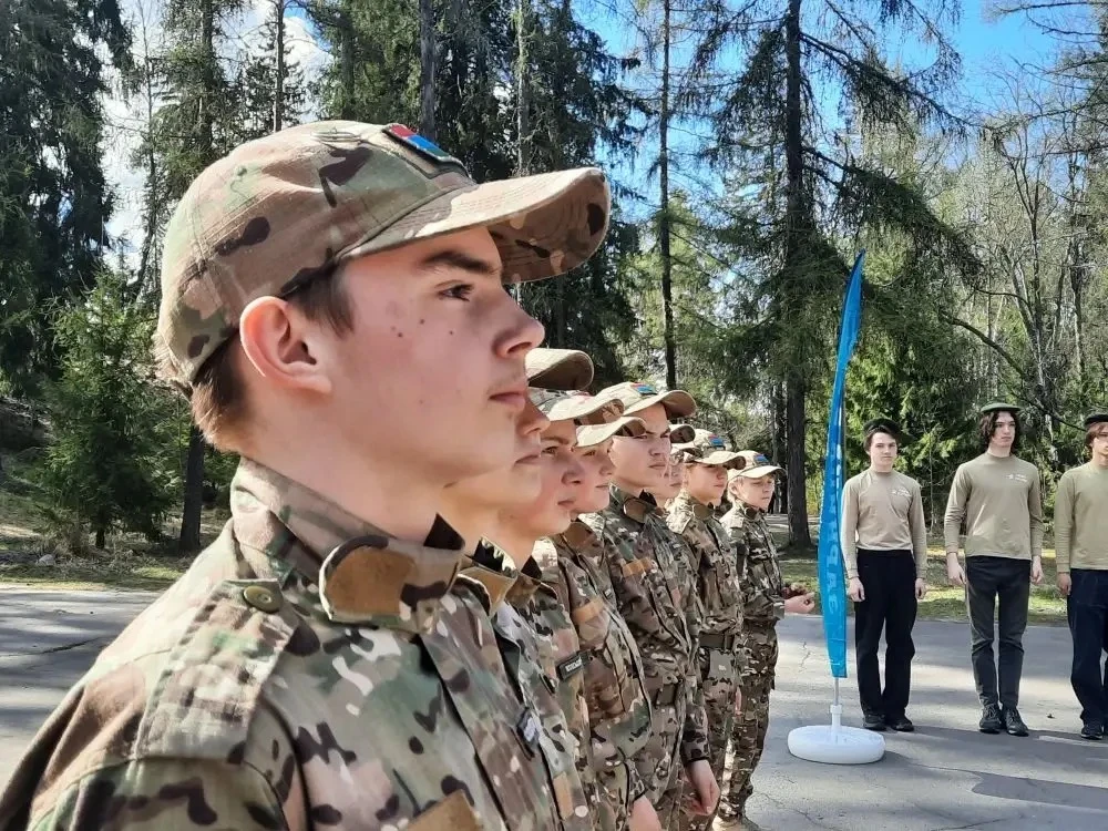 6 мая в городском парке развернулись нешуточные баталии: прошел муниципальный этап военно-патриотиче