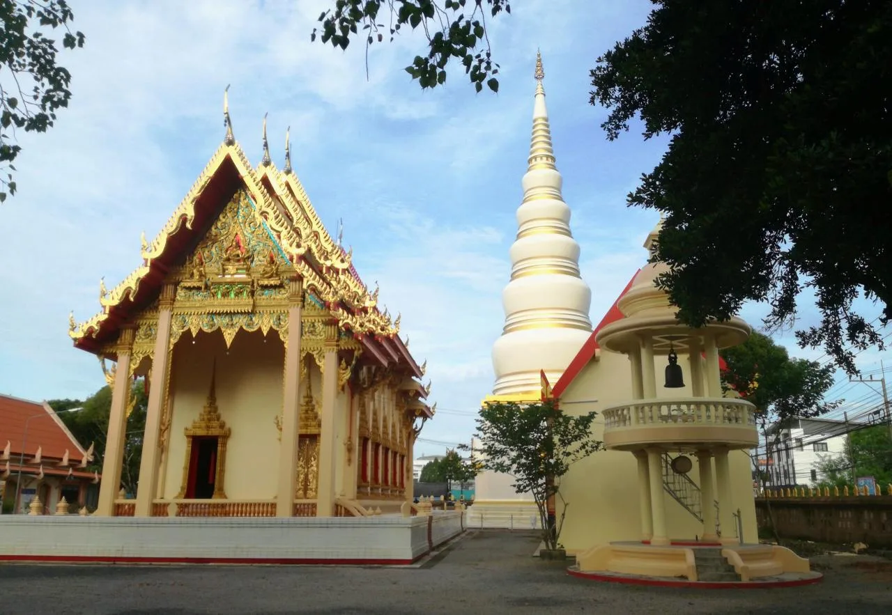 Транг, Таиланд 🇹🇭   🔹 Транг - провинция в Таиланде, расположившаяся на побережье Андаманского моря. 