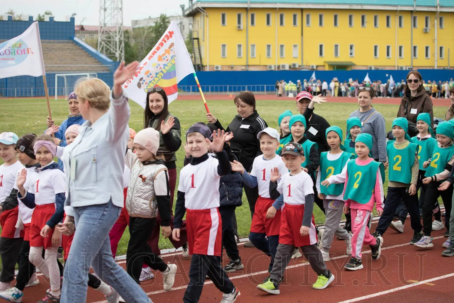 Сегодня в Кургане состоялась 30-ая легкоатлетическая эстафета среди детских садов города Кургана, по