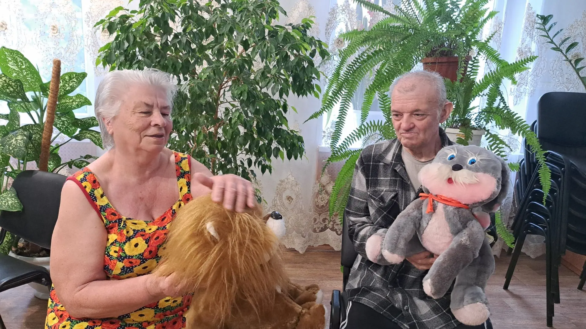 Получатели социальных услуг приняли участие в ролевых психологических играх, призванных...