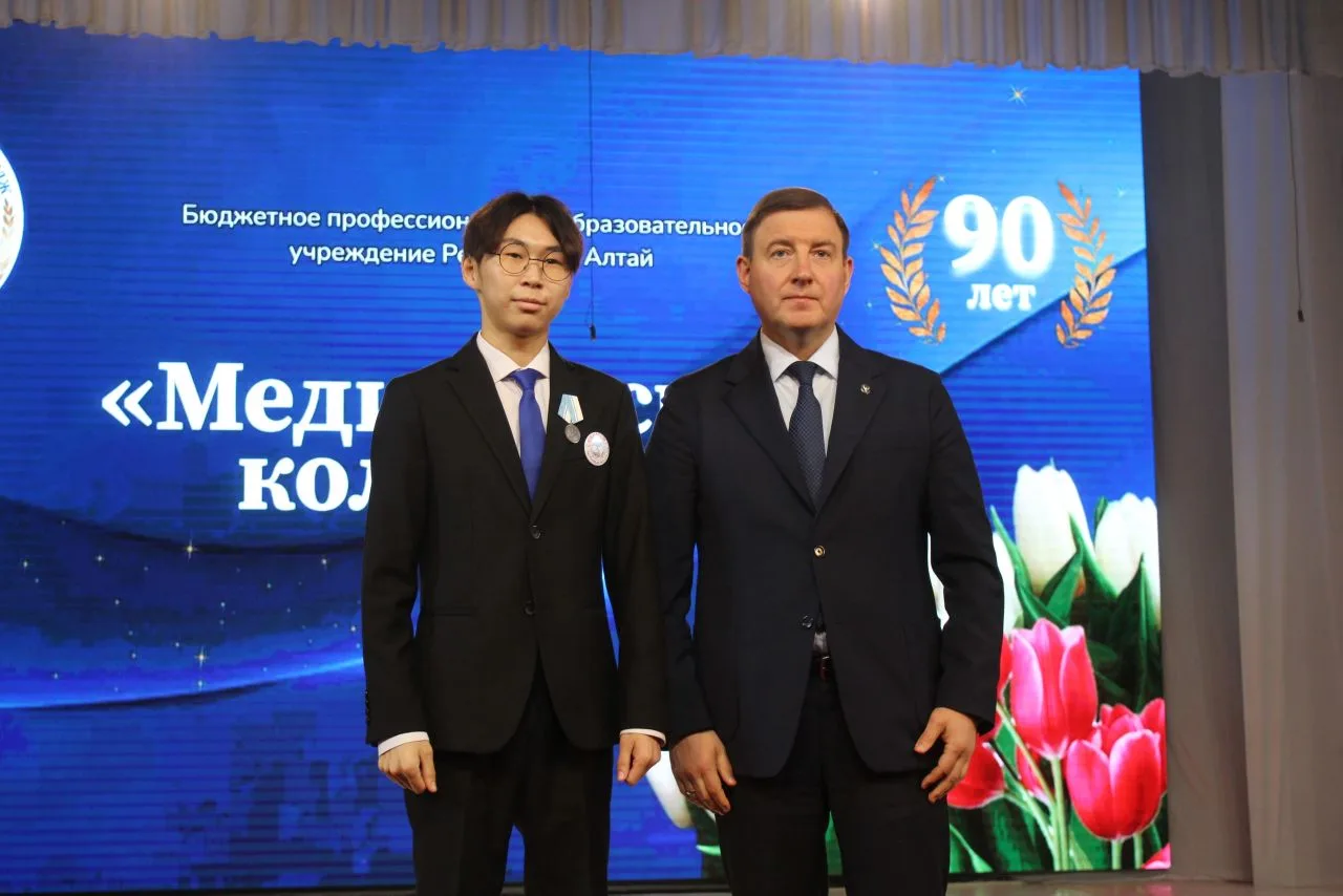 🎉 Максим Саланханов — гордость Республики Алтай! 🎉

Мы с радостью сообщаем, что член Молодежной из