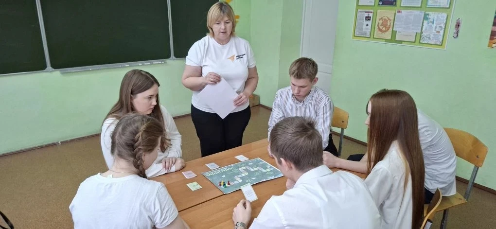 Настольная игра  "Защитник"