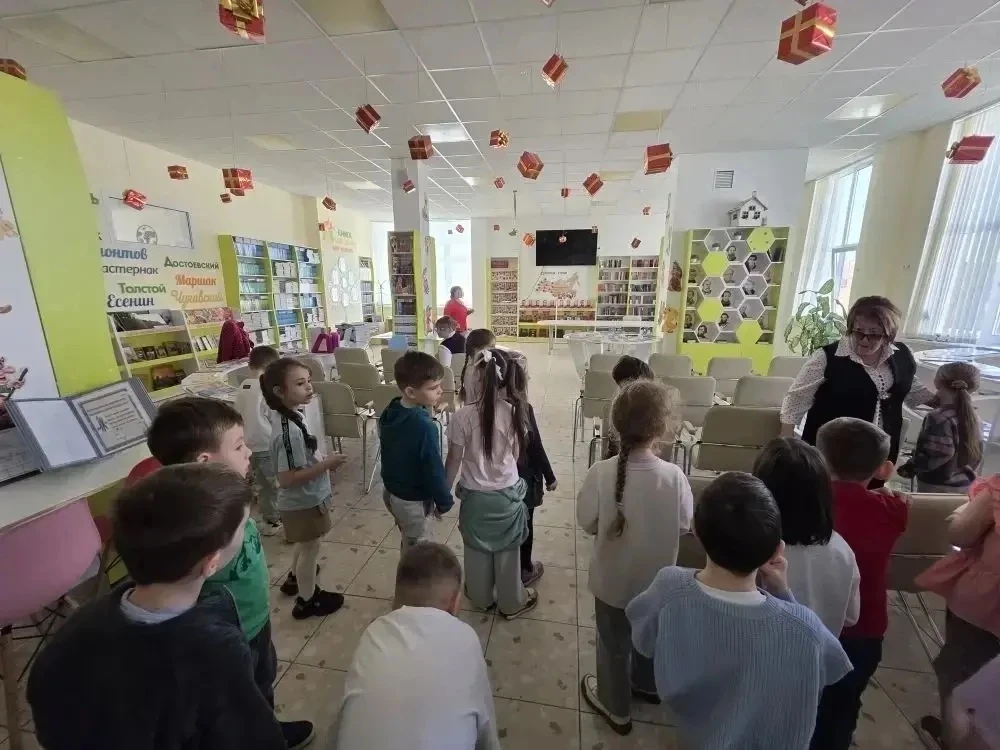 Преемственность в действии: визит воспитанников МБДОУ №35 в школу 🏫👧🏼👦🏻  В рамках программы преемств