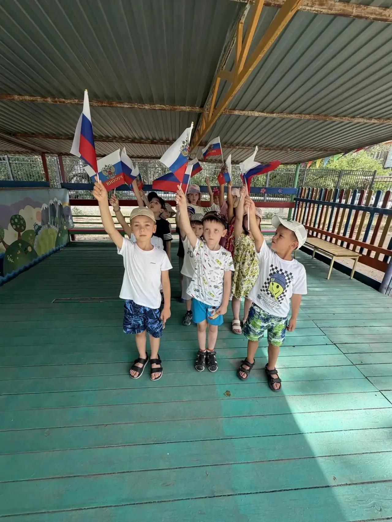 Эх, яблочко, куда ты катишься! В группе №4 отметили День ВМФ!

Сегодня в нашей группе было шумно, ве