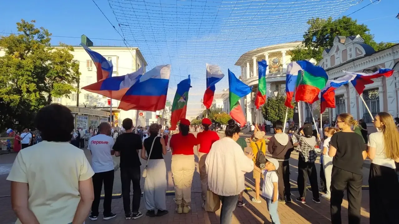 🇷🇺ТОРЖЕСТВЕННОЕ МЕРОПРИЯТИЕ 🇷🇺сотрудники РГБЛПУ РЦОЗиМП   22 августа  2026 года    ...