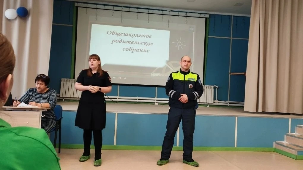 🇷🇺В школах Нижнеилимского округа прошла акция «Правовой десант»  📅С 1 по 30 апреля во всех школах ок